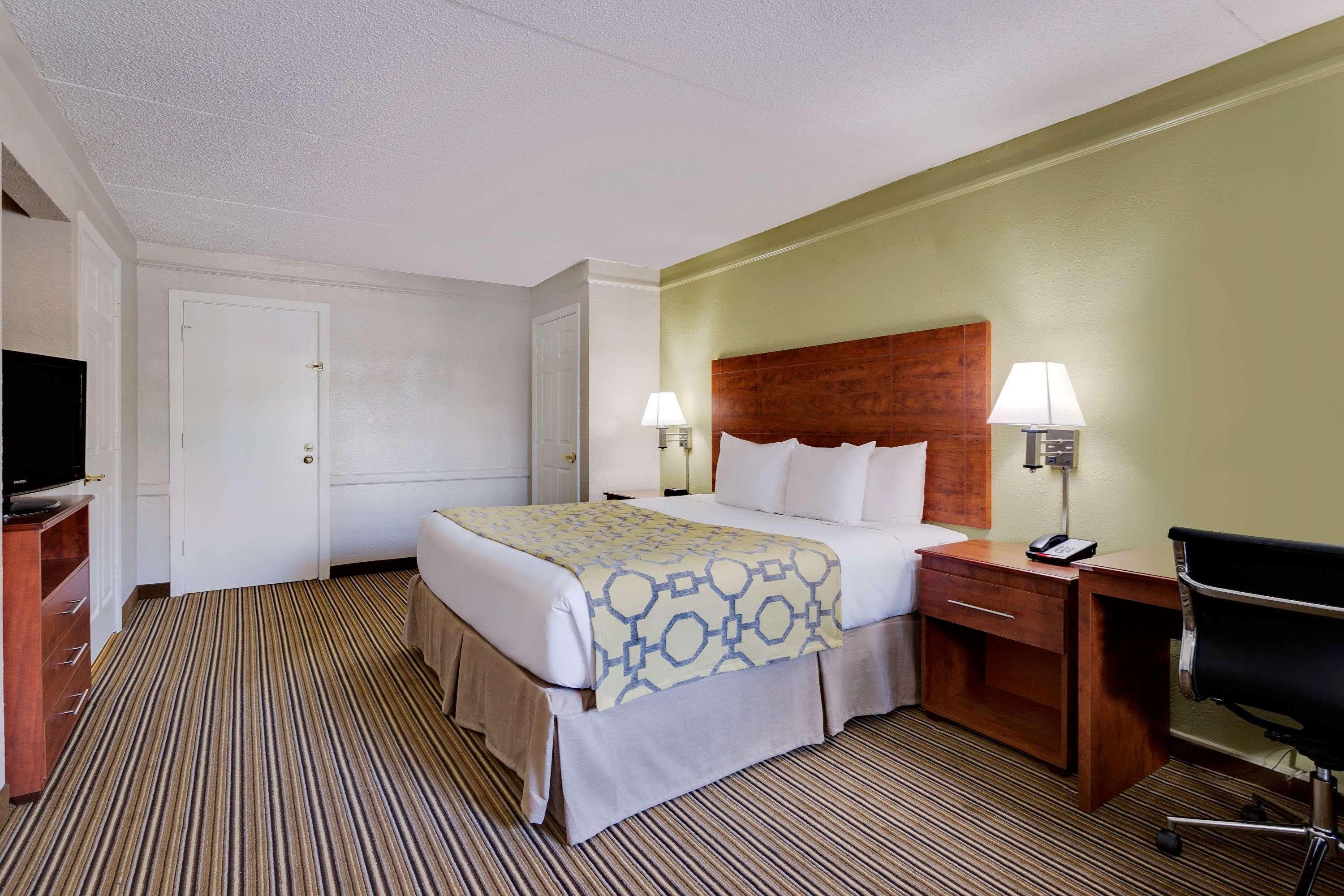 Baymont By Wyndham Jacksonville Orange Park Bagian luar foto
