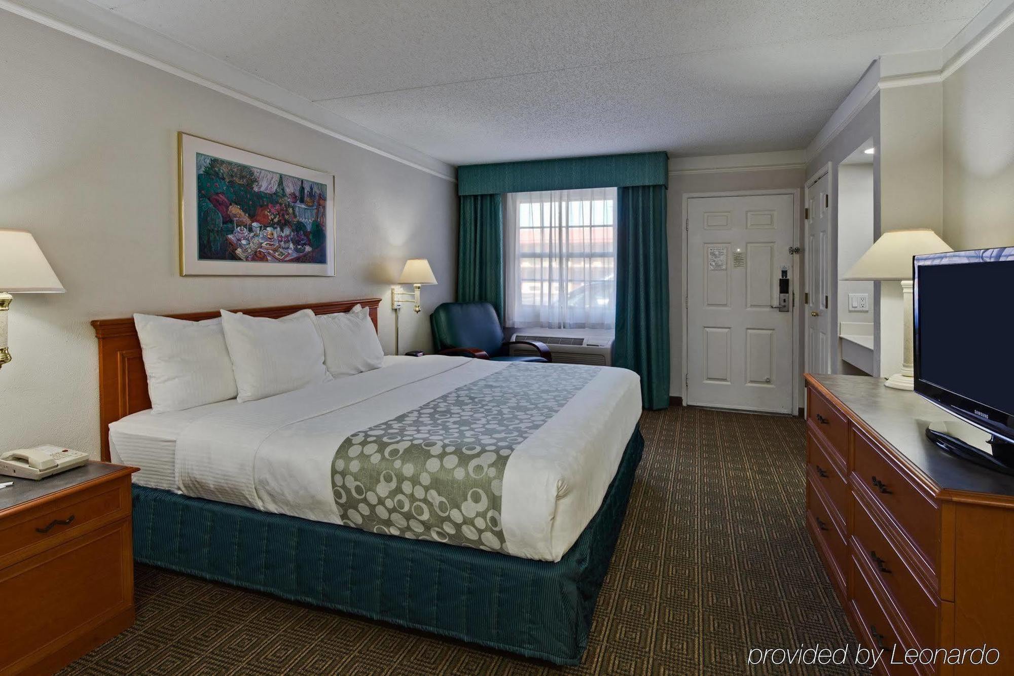 Baymont By Wyndham Jacksonville Orange Park Bagian luar foto